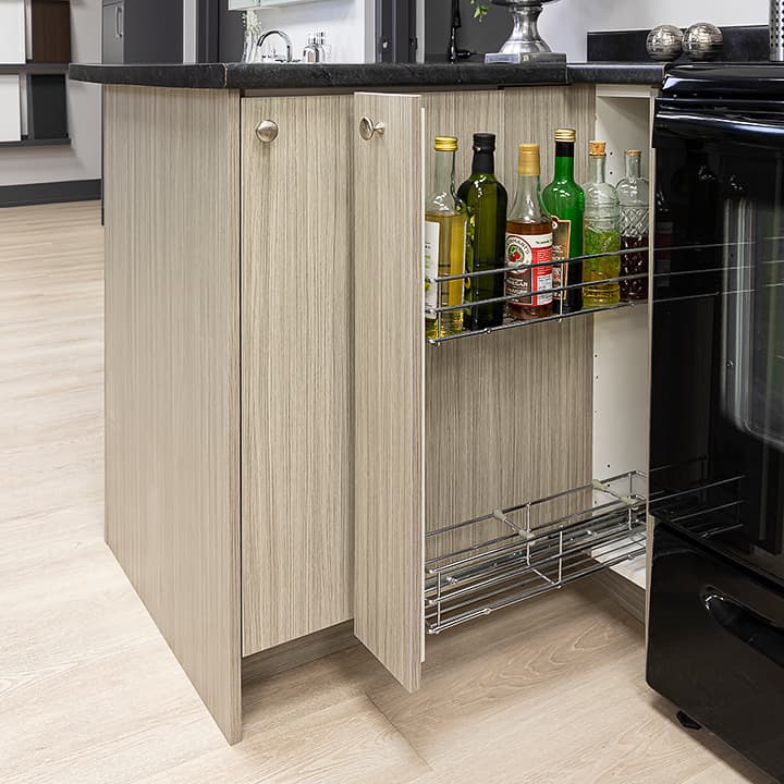 condiment pull-out drawer